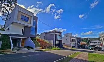 Imagem: Confiancce Imóveis vende Linda casa nova