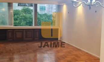 Imagem: Apartamento amplo, com 220 m2 e duas vagas