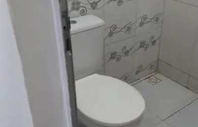 Imagem 2: VENDO EXCELENTE CASA NA APARECIDA