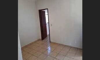 Imagem 2: Casa 1 quarto, 1 sala, cozinha ampla, banheiro e área, no bairro Diniz 2 * tel