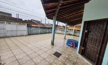 Imagem 5: Casa para venda possui 250 metros quadrados com 3 quartos em Jussara - Mongaguá - SP