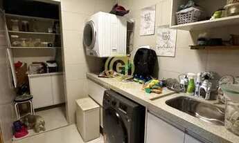 Imagem 2: Casa de condomínio sobrado para aluguel possui 220 metros quadrados com 3 quartos