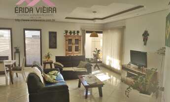 Imagem 2: Casa de condomínio sobrado para aluguel e venda tem 270 metros quadrados com 3 quartos