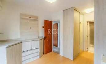 Imagem 3: Vende ou aluga no bairro Menino Deus, com garagem, apartamento de 03 dormitórios, suíte, l