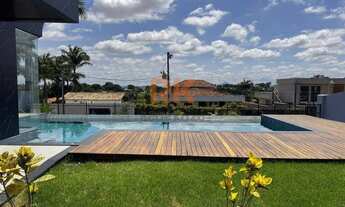 Imagem 2: Casa disponível para venda. Área construída 440m² | Terreno 1.000m² | 4 quartos