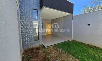 Imagem 2: Casa de 3 quartos sendo 1 suíte pertinho do Ville Fort, excelente localização, rica em ilu