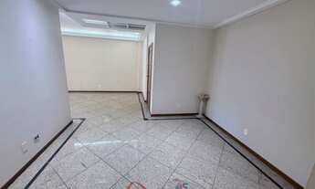 Imagem 2: 4 quartos c/ 2 suítes na Praia do Canto