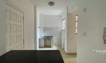 Imagem 6: EM FRENTE A PRAÇA BATISTA CAMPOS. PRÉDIO ANTIGO. COM 82M² ,02 QUARTOS E 01 VAGA