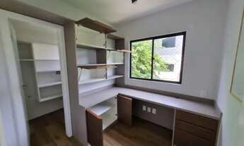 Imagem 5: Casa no Condomínio Village com 4 Quartos 1 Suíte e 810 m² - Lauro de Freitas (SM