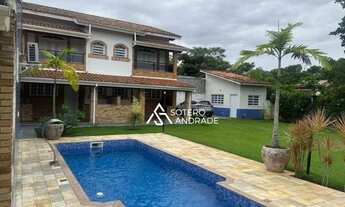 Imagem: Espetacular casa com piscina no Jardim Capricórnio