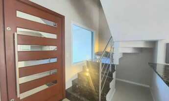 Imagem 5: Casa Impecável com 3 Dormitórios e Amplo Terreno no Bairro Sarandi Porto Alegre