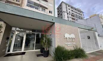 Imagem 2: Apartamento semimobiliado na Zona 03 com área de lazer completa