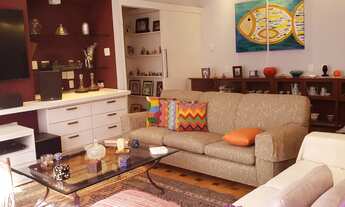 Imagem: Vendo excelente aparamento no posto 6 Copacabana