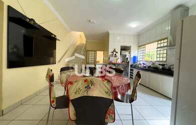 Imagem 5: VENDO SOBRADO 05 QUARTOS SENDO 03 SUÍTES 440 MT SETOR OESTE