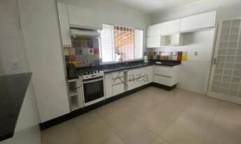 Imagem 6: Oportunidade - Casa Sobrado - Bosque dos Eucaliptos - 3 Dormitórios - 185m²