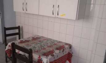 Imagem 7: Alugo quarto p/ solteiro estudante ou trabalho frente ao Passeio Público