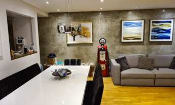 Imagem 6: Apartamento repleto de armários embutidos. Com duas vagas de garagem. Prédio com lazer tot