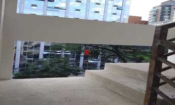 Imagem 2: Oportunidade: Loja em uma das regiões mais bem localizadas de Moema, com toda infraestrutu