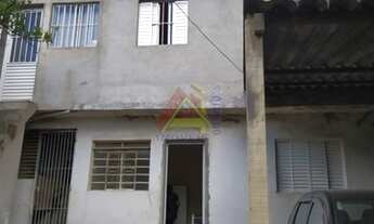 Imagem 2: DUAS CASAS COM AMPLO QUINTAL, 200 M2