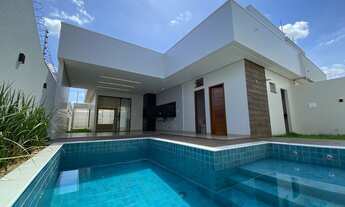 Imagem: Belíssima casa com 03 suítes amplas pronta