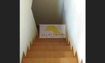 Imagem 6: Casa triplex de vila sala 02 quartos