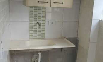 Imagem 2: Quarto com banheiro e quintal privativo, ótima localização, à km do metrô Carrão