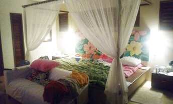 Imagem 4: EXCELENTE Casa c/piscina, 4 suites, num terreno de 1152m2 a poucos metros da Lagoa. Também