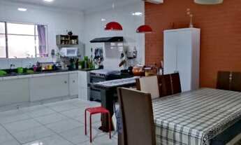 Imagem 6: GRANDE OPORTUNIDADE! - Casa Duplex 5 Quartos, 4 Suítes, com Piscina, Banheira e Churrasque