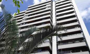 Imagem: Alto do Itaigara. Mansão Maurice Ravel