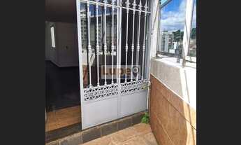 Imagem 2: Cobertura duplex para aluguel e venda possui 140 metros quadrados com 3 quartos