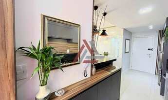 Imagem 2: Apartamento em Jurerê com 2 suítes à venda, 74 m² por R$ 1.450.000 - Jurerê Internacional