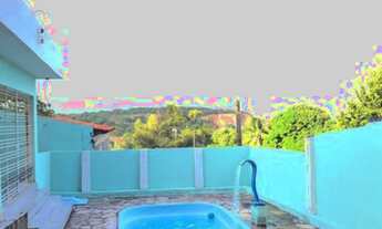 Imagem 2: Casa para venda tem 450 metros quadrados com 5 quartos