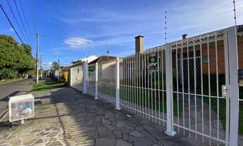 Imagem 2: PORTO ALEGRE - Casa Padrão - Jardim Itu