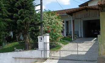 Imagem 2: Casa para Venda em Blumenau, Escola Agricola, 5 dormitórios, 1 suíte, 2 banheiros, 1 vaga