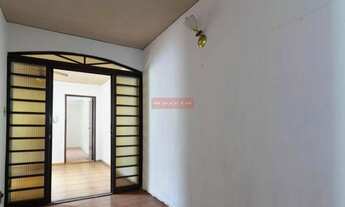 Imagem 4: Sobrado com 150m2, sendo 3 quartos, 3 wcs, 2 vagas, sala, coz. Excelente localização