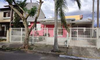 Imagem: FC VENDE, Casa mista, 04 dormitórios, sala