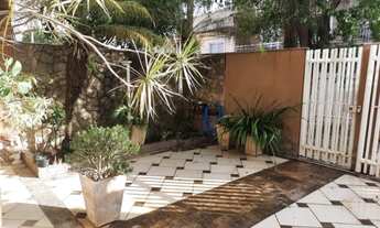 Imagem 3: Casa de condomínio para venda tem 200 metros quadrados com 3 quartos