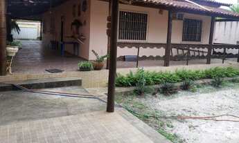 Imagem 3: Excelente casa linear em Rio das Ostras, Praia Mar, com 214 m², 3 qts, suíte, quintal, 3 v