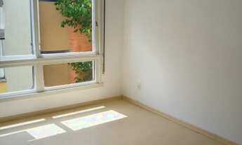 Imagem 3: Apto 2 dormitórios com gabinete, ensolarado