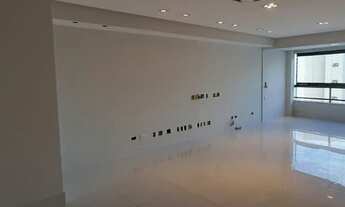 Imagem 3: Belíssimo apartamento com 04 quartos todo reformado em Setúbal com uma excelente localizaç