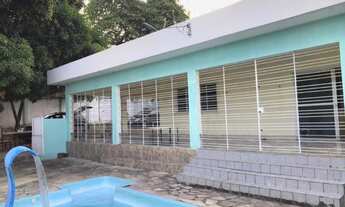 Imagem: Casa para venda tem 450 metros quadrados