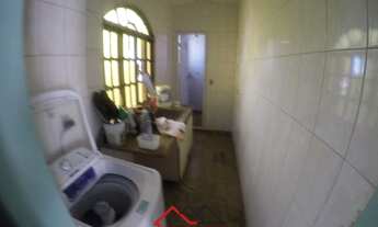 Imagem 3: Casa para venda possui 840 metros quadrados com 5 quartos em Castelândia - Serra - ES