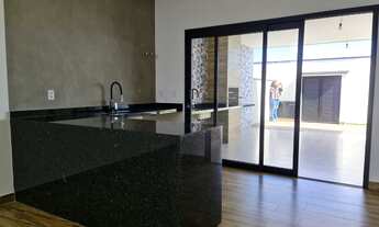 Imagem 3: Casa de condomínio para venda tem 178 metros quadrados com 3 quartos