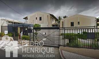 Imagem 2: Village para Venda em Salvador, Itapuã, 4 dormitórios, 1 suíte, 4 banheiros, 2 vagas