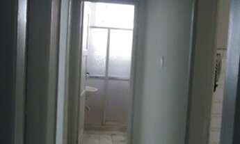 Imagem 3: Apto 2 quartos + dep. empr. no centro de Niterói - ALUGUEL PROMOCIONAL R$ 800,00