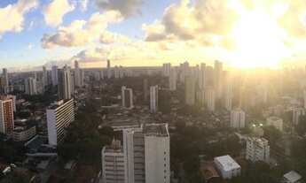 Imagem 5: Fino apartamento todo mobiliado e reformado em casa forte com 04 quartos