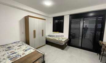 Imagem: Studio compartilhado em frente a PUC