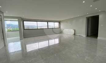 Imagem 7: Apartamento lindo, amplo, totalmente reformado, 4 quartos, 1 (suíte), 2 vagas