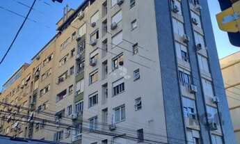 Imagem 2: Cobertura com 2 quartos e vaga de garagem no bairro Cidade Baixa por R$690 mil