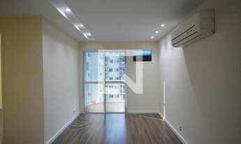 Imagem 2: Apartamento para Aluguel - Irajá, 2 Quartos, 60 m2